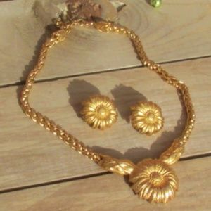 Monet  Flower Necklace Choker and clip earrings